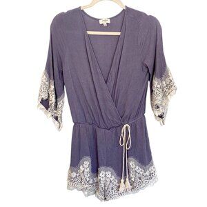 Umgee Romper Slate Grey Vneck Lace Trim Tassel Tie Size Small Boho Girly Lacey